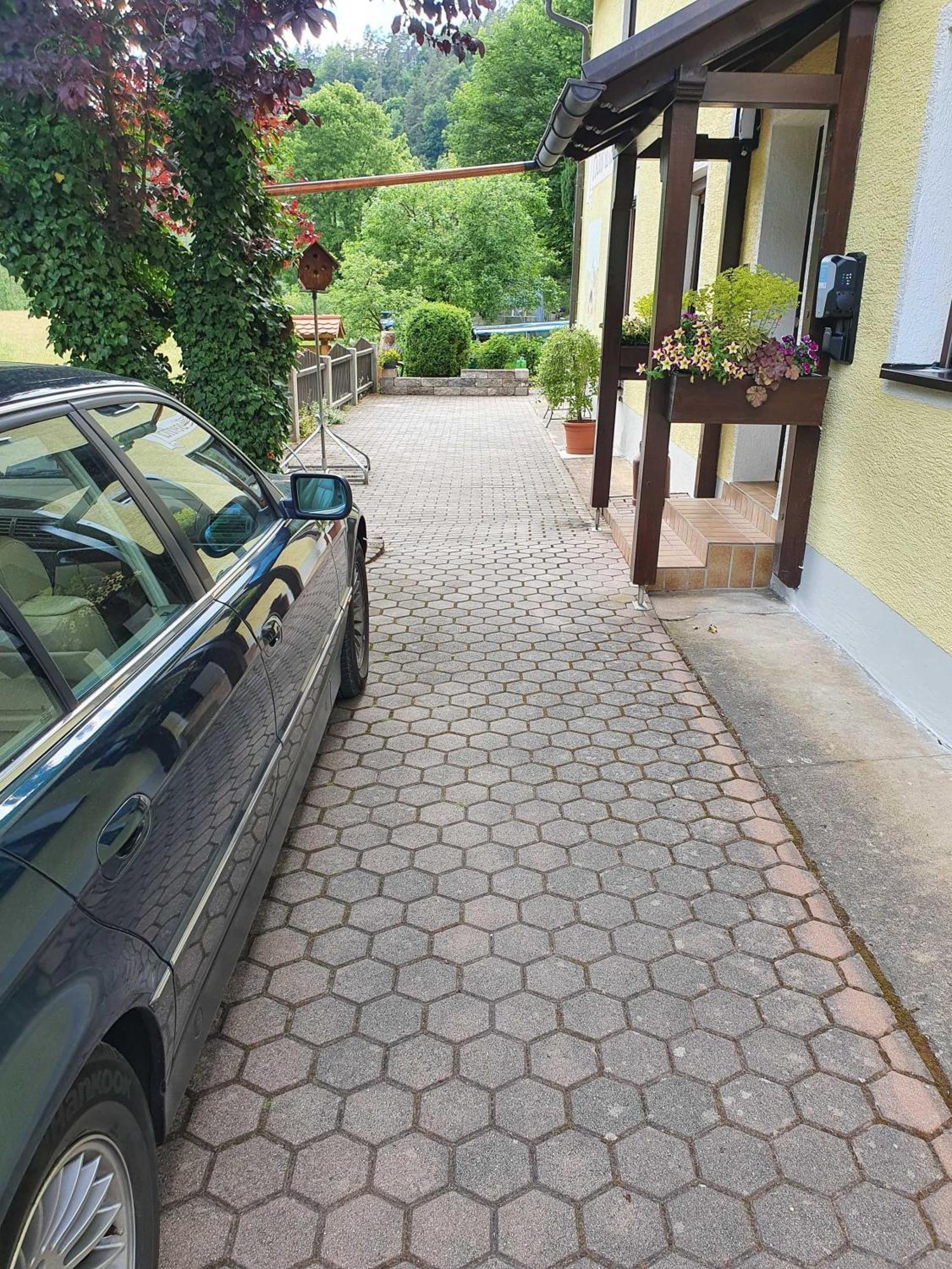 Haus Wiesenttal ไวเชนเฟลด์ ภายนอก รูปภาพ